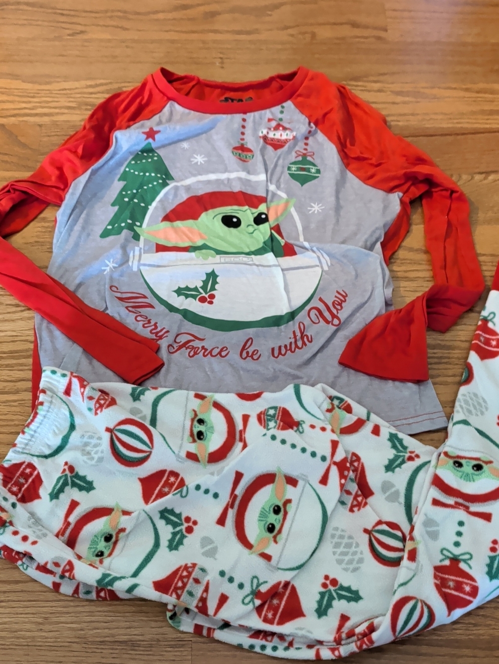 Star Wars Women's Red and Green Grogu Holiday Pajama Set